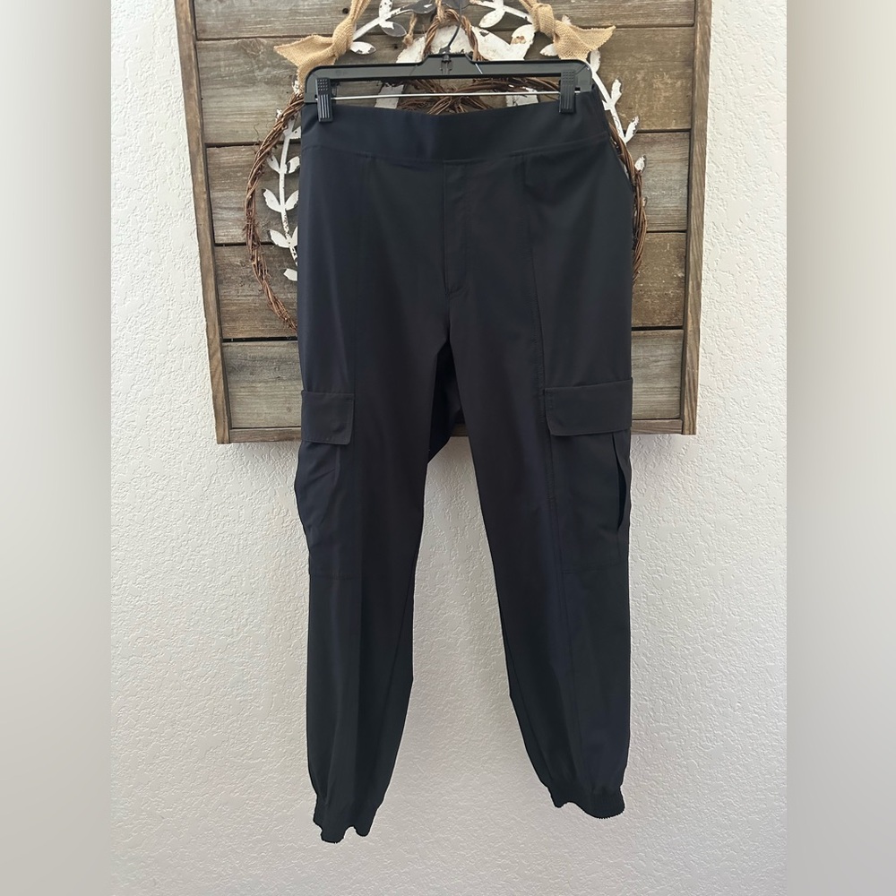 Athleta Chelsea cargo jogger pants black ladies size 10